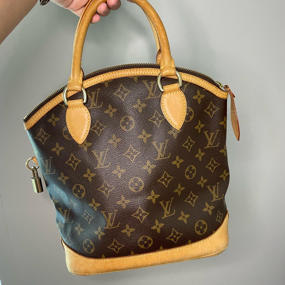 Louis Vuitton Handbag
